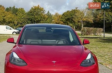 Седан Tesla Model 3 2021 в Одесі