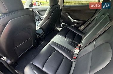 Седан Tesla Model 3 2021 в Одесі