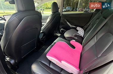 Седан Tesla Model 3 2021 в Одесі