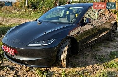 tesla model-3 2024 в Ровно от профессионального продавца Андрій Васильович Бондар