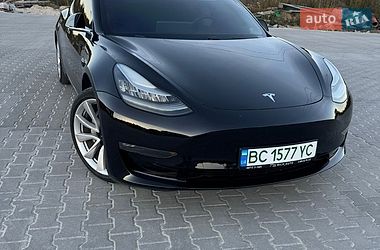 Tesla Model 3  2018