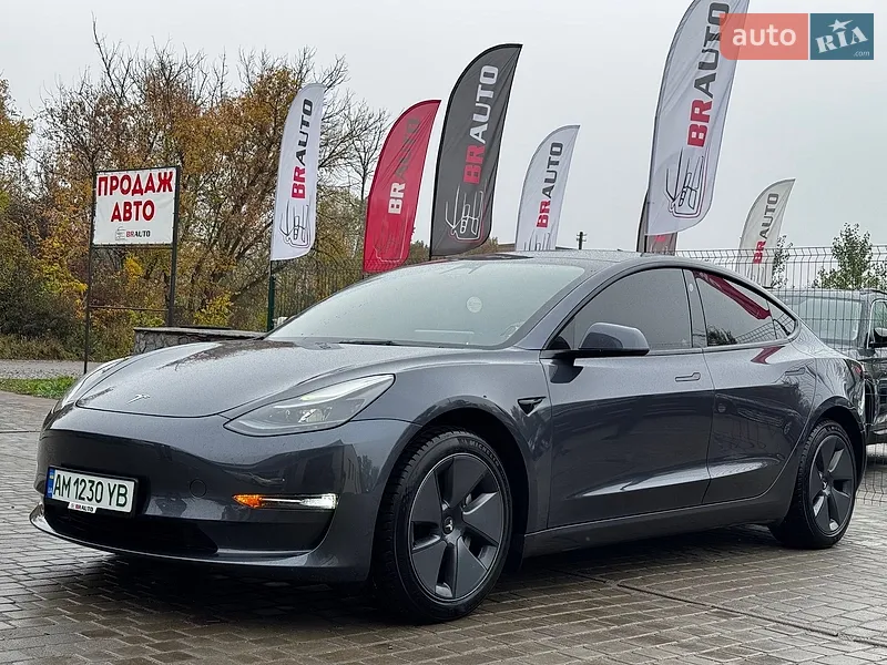 Tesla Model 3