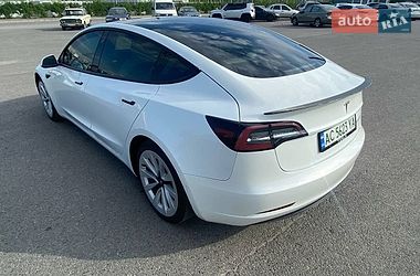 Седан Tesla Model 3 2021 в Днепре