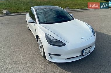 Седан Tesla Model 3 2021 в Днепре