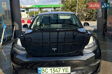 Tesla Model 3  2018