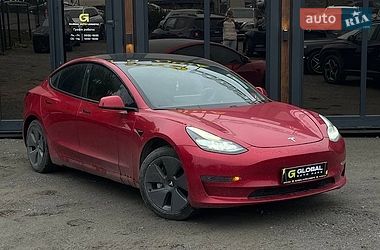 Седан Tesla Model 3 2021 в Львове