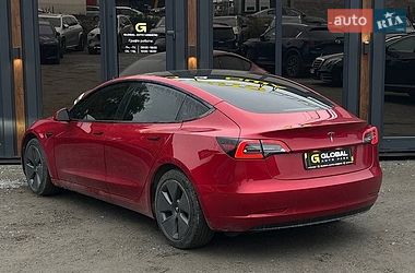 Седан Tesla Model 3 2021 в Львове