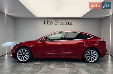 Седан Tesla Model 3 2018 в Одесі
