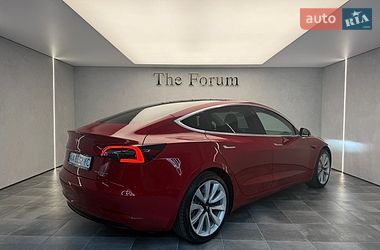Седан Tesla Model 3 2018 в Одесі