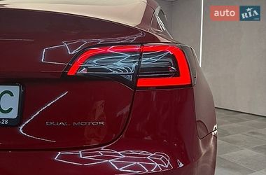 Седан Tesla Model 3 2018 в Одесі