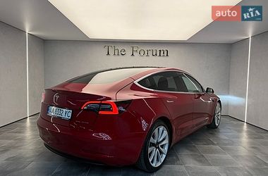 Седан Tesla Model 3 2018 в Одесі