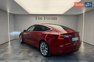 Седан Tesla Model 3 2018 в Одесі