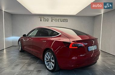 Седан Tesla Model 3 2018 в Одесі