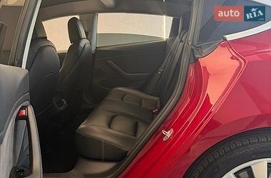 Седан Tesla Model 3 2018 в Одесі