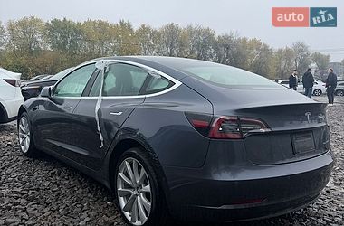 Седан Tesla Model 3 2019 в Львові