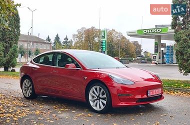Tesla Model 3  2018
