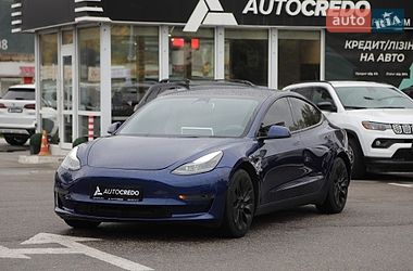 Tesla Model 3  2023