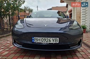 Tesla Model 3  2018