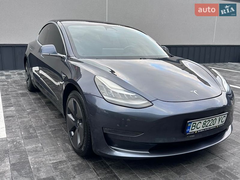 Tesla Model 3 2018