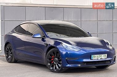 Tesla Model 3  2023