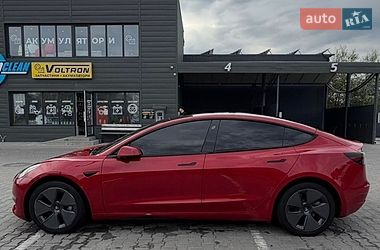 Седан Tesla Model 3 2022 в Черкассах