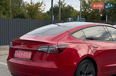 Седан Tesla Model 3 2022 в Черкассах