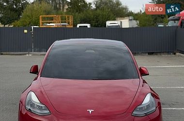 Седан Tesla Model 3 2022 в Черкассах