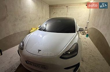 Седан Tesla Model 3 2020 в Виннице