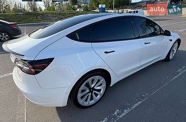Седан Tesla Model 3 2020 в Виннице