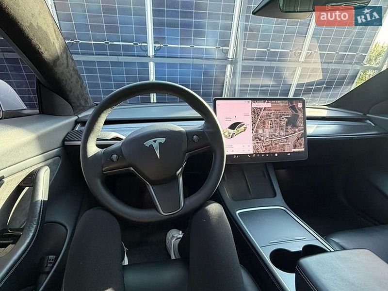 Седан Tesla Model 3 2020 в Виннице