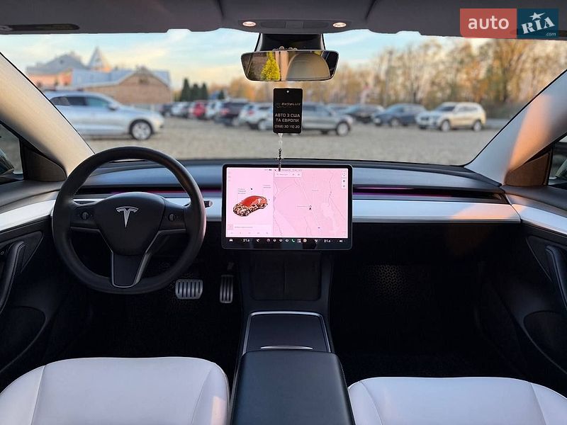 Седан Tesla Model 3 2021 в Коломиї фото 25 Седан Tesla Model 3 2021 в Коломиї