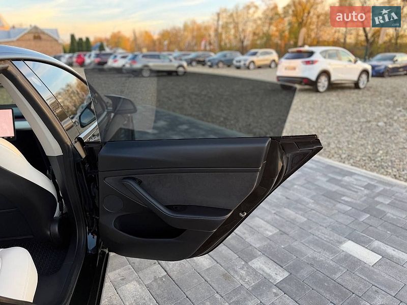 Седан Tesla Model 3 2021 в Коломиї фото 32 Седан Tesla Model 3 2021 в Коломиї