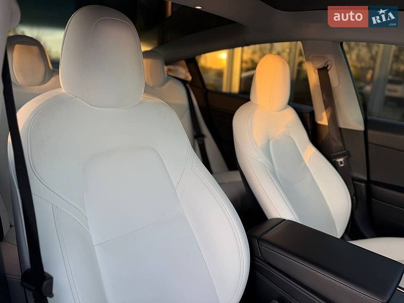 Седан Tesla Model 3 2021 в Коломиї фото 42 Седан Tesla Model 3 2021 в Коломиї