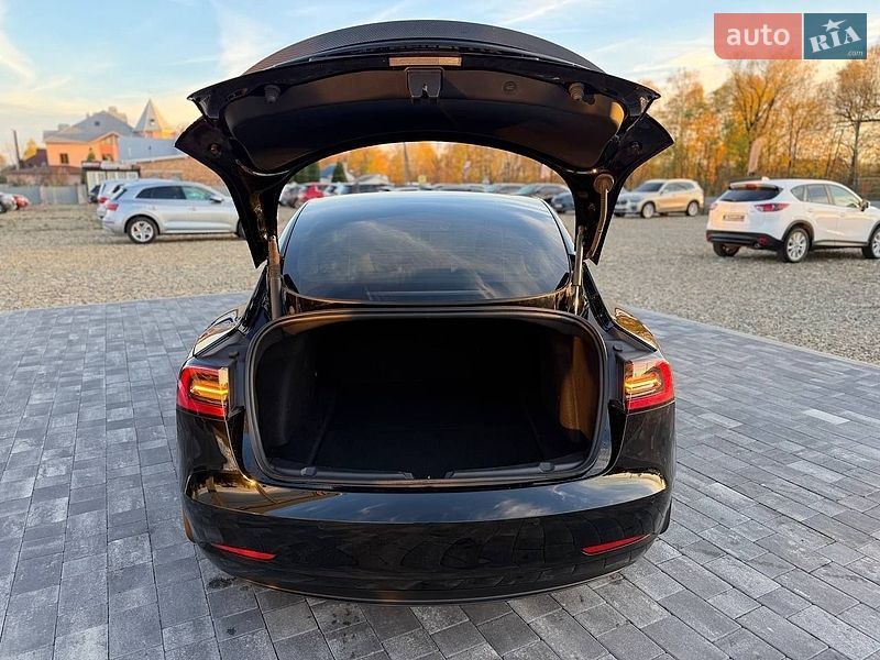 Седан Tesla Model 3 2021 в Коломиї фото 45 Седан Tesla Model 3 2021 в Коломиї