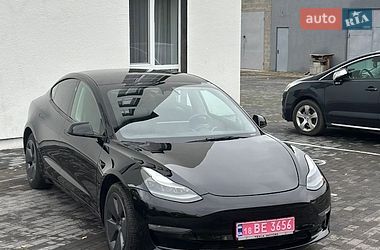 Tesla Model 3  2023