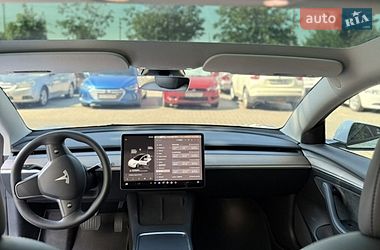 Седан Tesla Model 3 2022 в Одесі