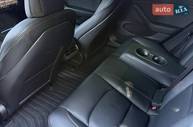 Седан Tesla Model 3 2022 в Одесі