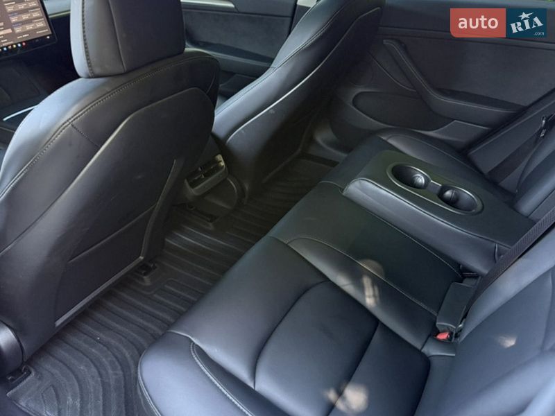 Седан Tesla Model 3 2022 в Одесі