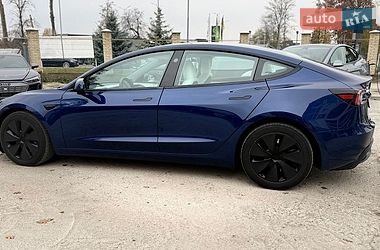 Седан Tesla Model 3 2024 в Вінниці