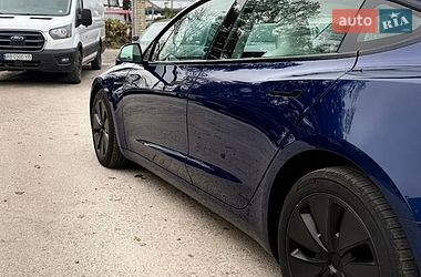 Седан Tesla Model 3 2024 в Вінниці