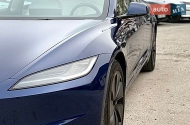 Седан Tesla Model 3 2024 в Вінниці