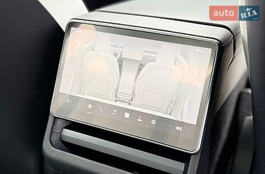 Седан Tesla Model 3 2024 в Вінниці