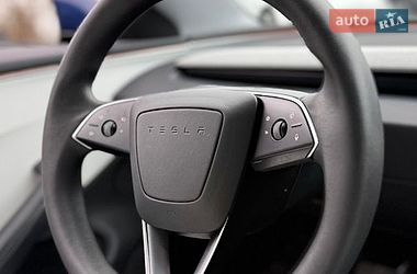 Седан Tesla Model 3 2024 в Вінниці