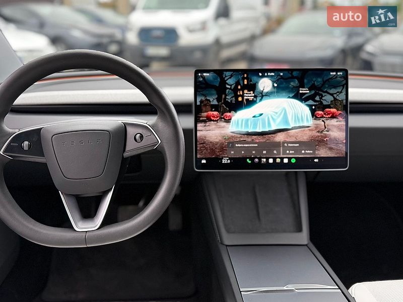 Седан Tesla Model 3 2024 в Вінниці