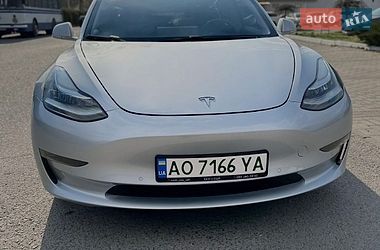 Tesla Model 3  2018
