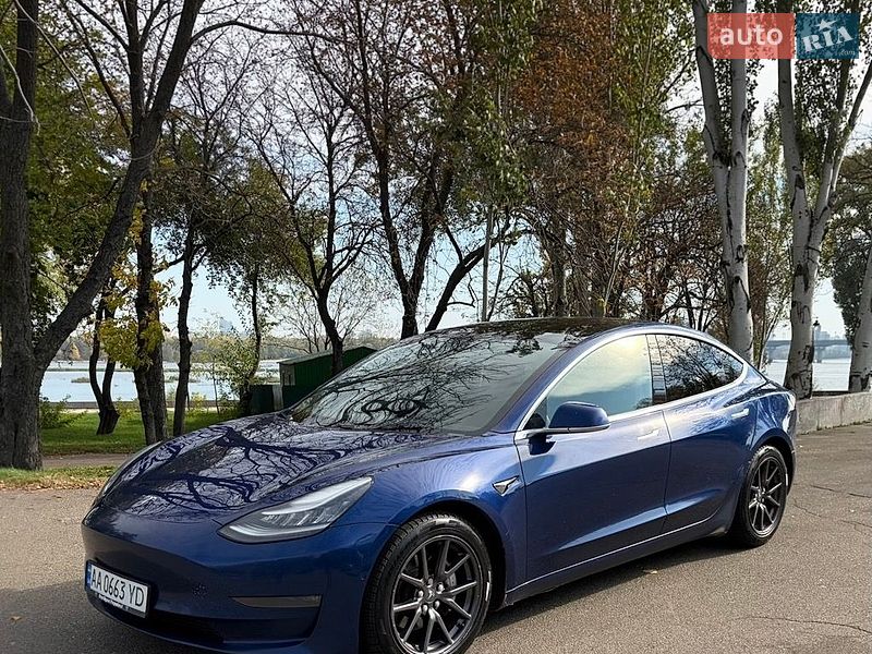 Tesla Model 3 2019 Tesla Model 3 2019