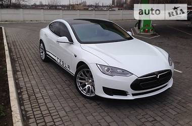 автомобиль tesla одесса