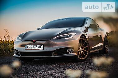 Tesla Model S P90D Perfomance 2016