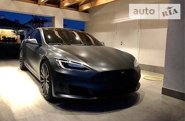 Tesla Model S  2016