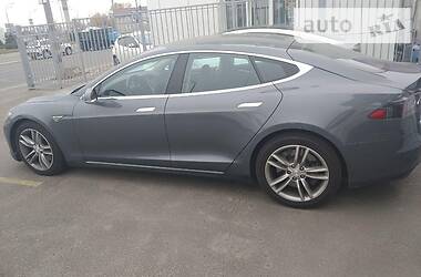 Tesla Model S 60 2015